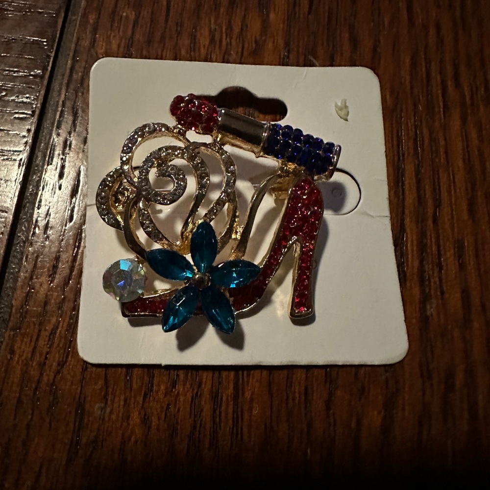 Chic Red and Blue Floral Shoe Brooch